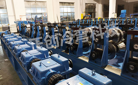 汽車車廂板設(shè)備有什么作用?