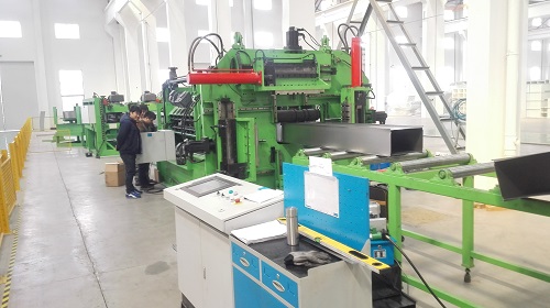 車(chē)廂面板設(shè)備在設(shè)計(jì)方面具有什么優(yōu)勢(shì)呢?