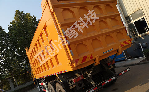 什么原因會導致汽車車廂板設備在使用過程中出現過熱問題